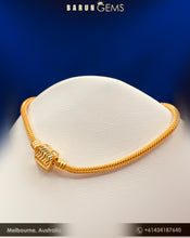 Load image into Gallery viewer, 22k Gold Bracelet
