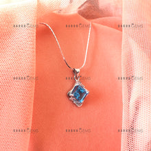 Load image into Gallery viewer, Individually Hand-crafted Swiss Blue Topaz Gemstone Silver Pendant with Silver Necklace.

